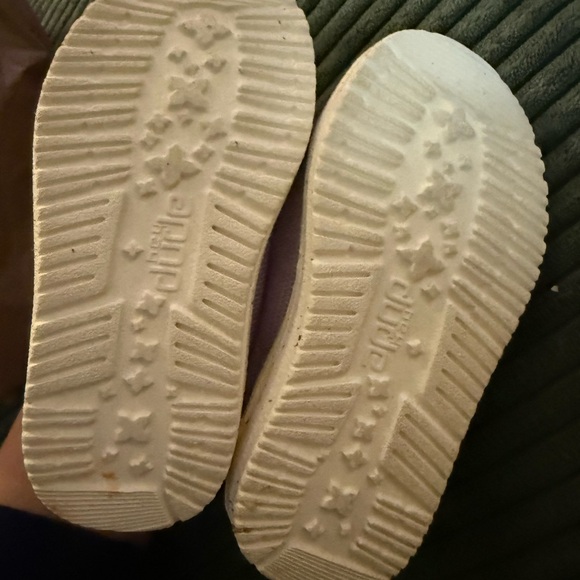 Hey Dude Kids' Lavender Moccasins - Picture 4 of 4